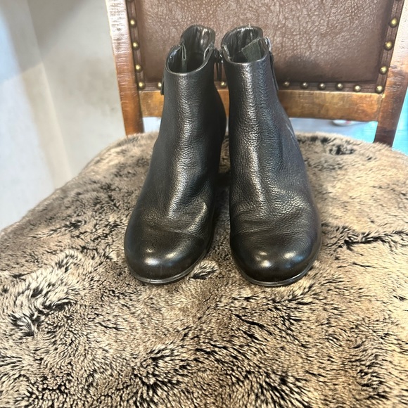 Ecco Black Leather Double Zip Ankle Booties/Boots, size 38